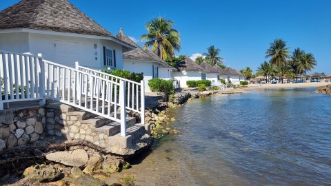 Decameron Club Caribbean Runaway Bay, Ramada All Inclusive
